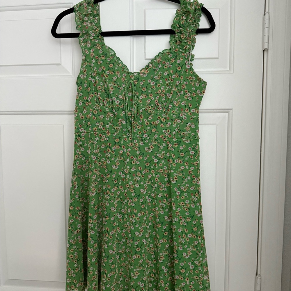 Kenedik Green Floral Mini Dress
